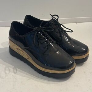 Black and Tan Platform Chunky Lug Loafers Preppy,  size 7.5